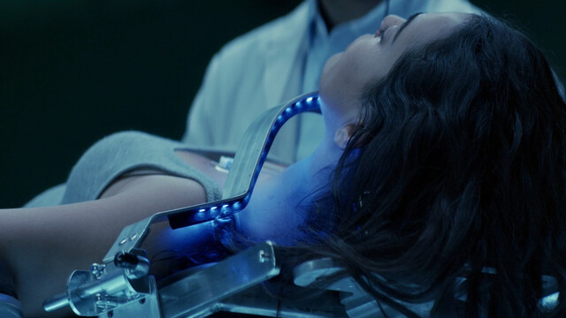 Natalie Martinez sexy – The Crossing s01 (2018)