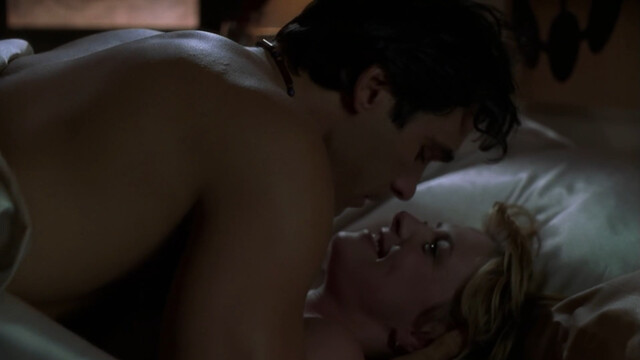 Amanda Tapping nude – The Void (2001)