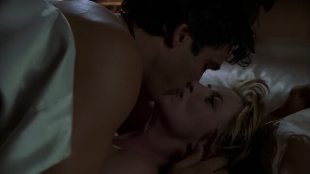 Amanda Tapping nude – The Void (2001)