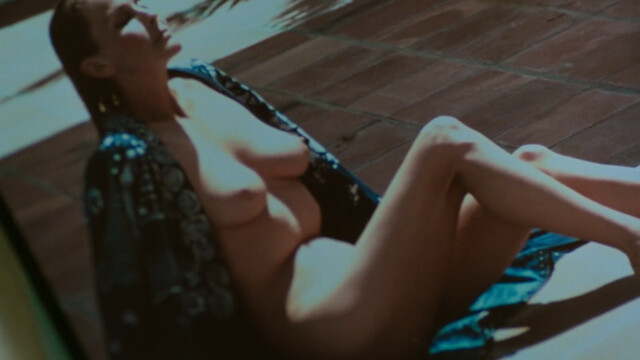 Bo Derek nude – Woman of Desire (1994)
