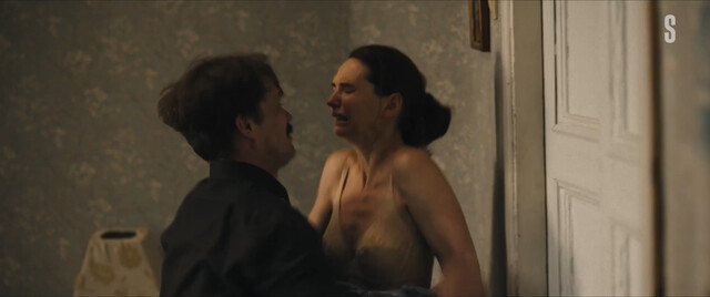 Elena Nikolaeva sexy – Likhie s01e02 (2024)