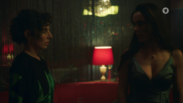 Bella Dayne sexy – Tatort e1201 (2022)