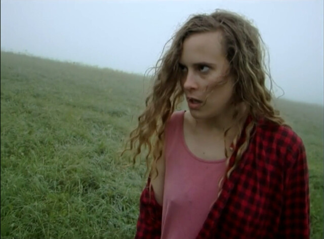 Anissa Cadelli nude – Le Bal des Sirènes (2013)