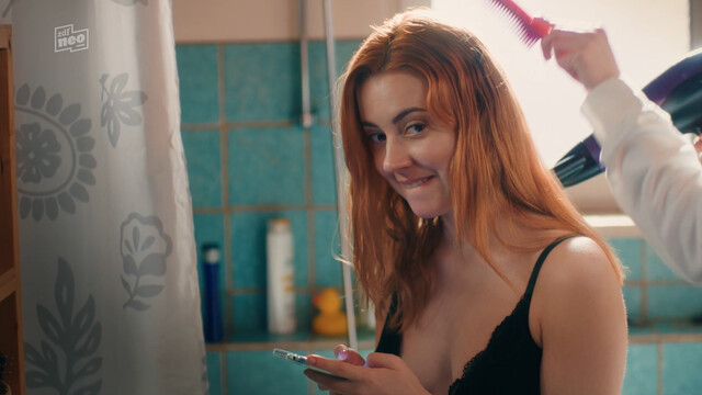 Meriel Hinsching sexy – Ich dich auch! s03e01 (2024)