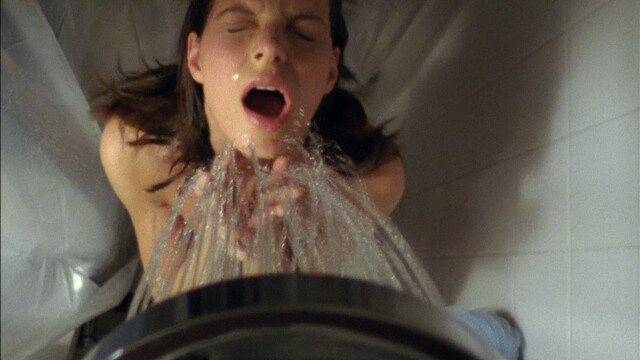 Yvonne Catterfeld nude – Schatten der Gerechtigkeit (2009)