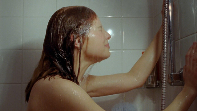 Yvonne Catterfeld nude – Schatten der Gerechtigkeit (2009)