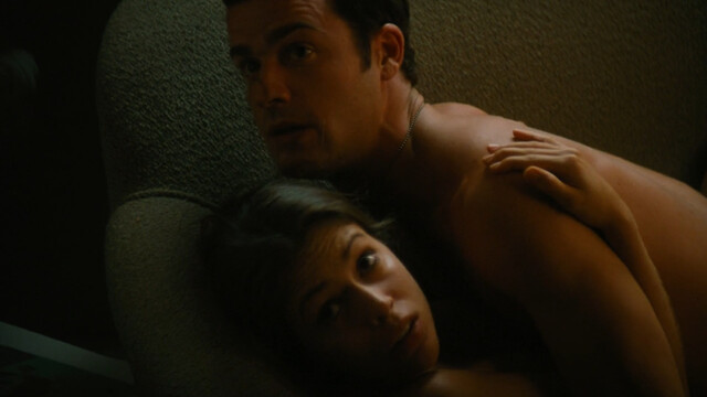 Alyssa Milano sexy – Below Utopia (1997)