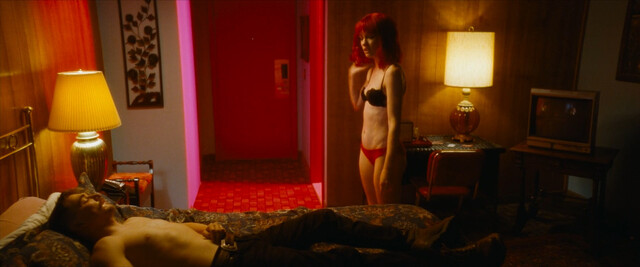 Willa Fitzgerald sexy – Strange Darling (2023)