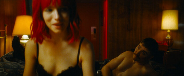 Willa Fitzgerald sexy – Strange Darling (2023)