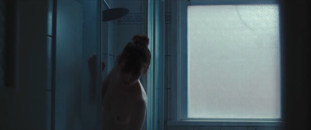 Bérangère McNeese nude – Marée Haute (2023)