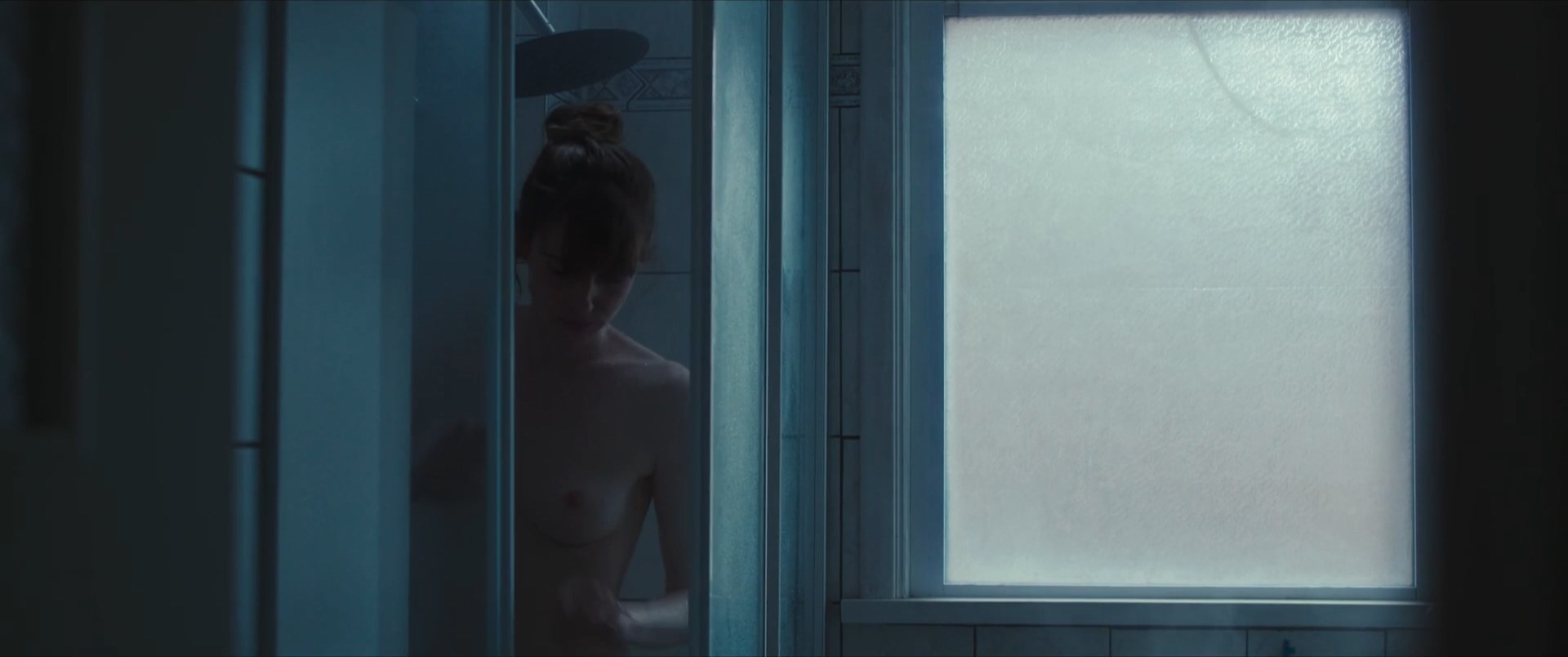 Bérangère McNeese nude – Marée Haute (2023)