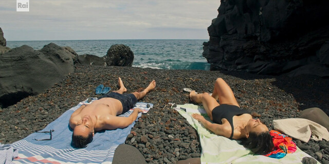 Ambra Angiolini nude – Sempre al tuo fianco s01e03,e07 (2024)