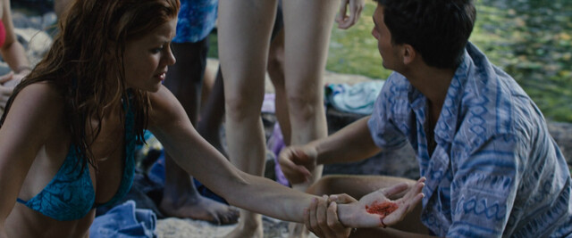 Céleste Brunnquell sexy – For Night Will Come (En attendant la nuit) (2023)