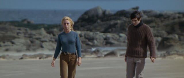 Brigitte Bardot nude – Two Weeks in September (À coeur joie) (1967)