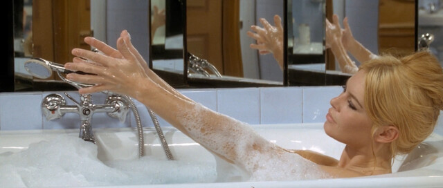 Brigitte Bardot nude – Two Weeks in September (À coeur joie) (1967)