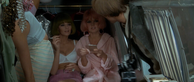 Brigitte Bardot nude – Two Weeks in September (À coeur joie) (1967)