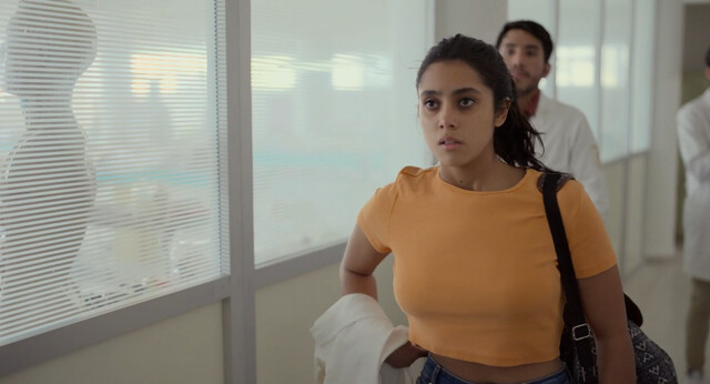 Renata Vaca sexy – Midnight Family (Familia de medianoche) s01e01-04 (2024)