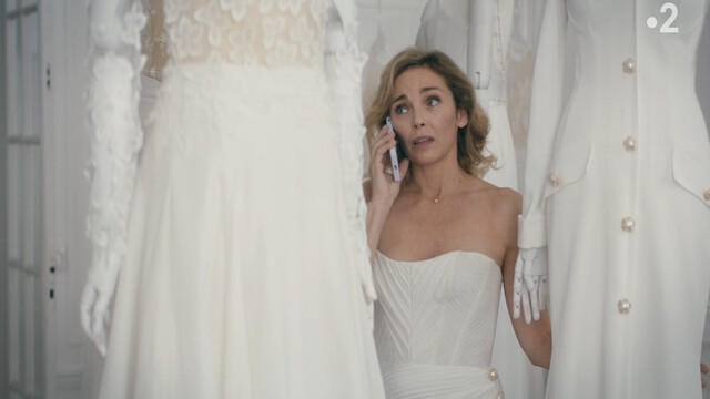 Claire Keim sexy – Le Premier Venu (2023)