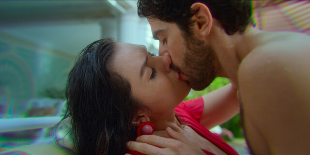 Monica Iozzi sexy – Soap Opera (Novela) s01e01-06 (2023)