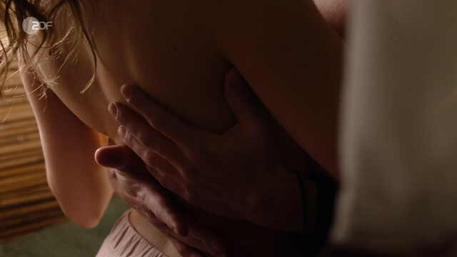 Silvana Damm sexy – Inga Lindström s21e03 (2024)