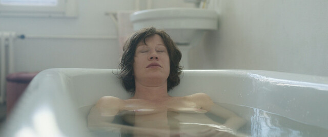 Birgit Minichmayr nude – Mit einem Tiger schlafen (2024)