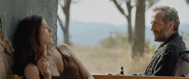 Anna Chipovskaya nude – And the Sun Rises (Da mere gatenda) (2022)