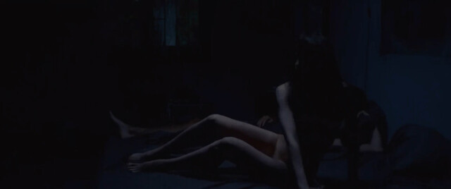 Anna Chipovskaya nude – And the Sun Rises (Da mere gatenda) (2022)