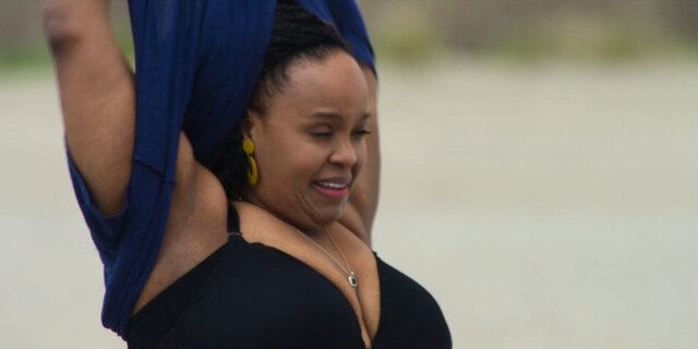 Natasha Rothwell sexy – How to Die Alone s01e08 (2024)