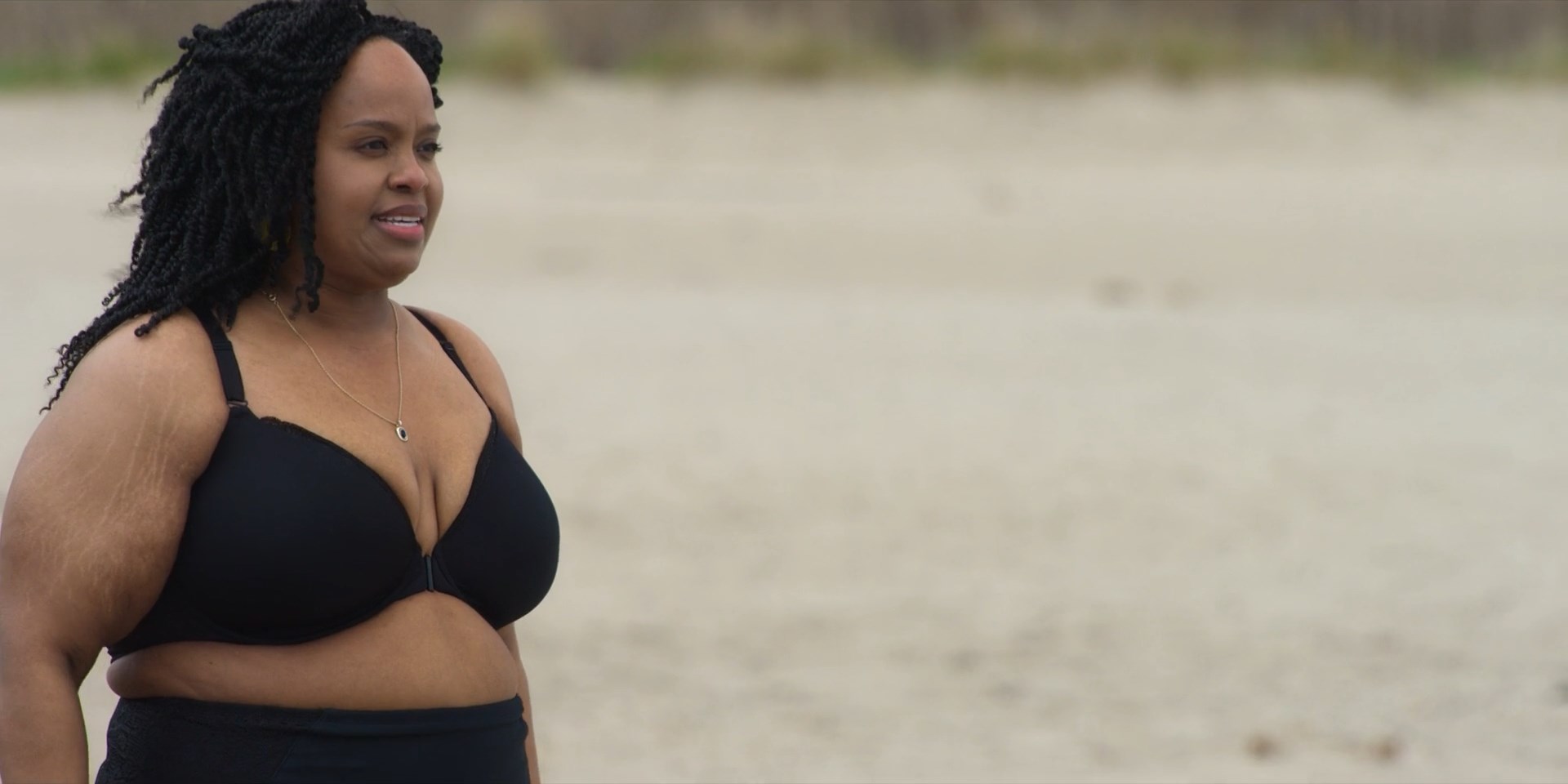 Natasha Rothwell sexy – How to Die Alone s01e08 (2024)