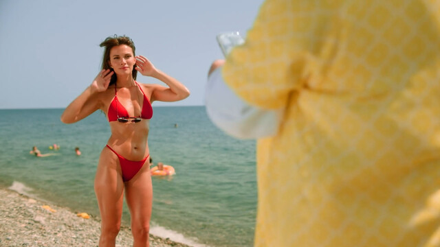 Alina Dulova sexy, etc – Solntse, more, dva stvola s01e01-04 (2024)