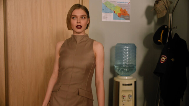 Alina Dulova sexy, etc – Solntse, more, dva stvola s01e01-04 (2024)