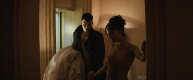 FKA Twigs sexy – The Crow (2024)