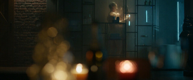 Sienna Guillory sexy – Strangers (2024)