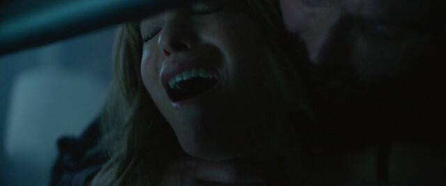 Sienna Guillory sexy – Strangers (2024)