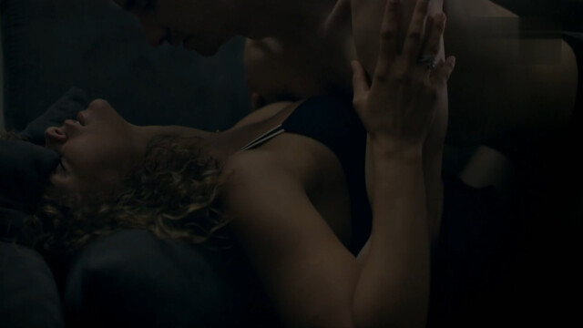 Géraldine Lapalus sexy – The Legend (La légende) (2018)