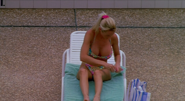Jane Adams nude – Happiness (1998)