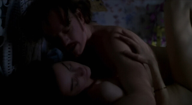 Jane Adams nude – Happiness (1998)