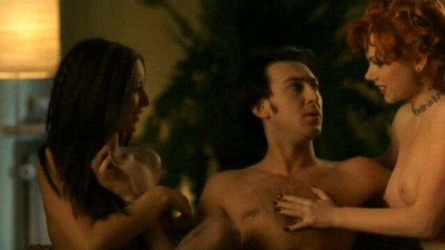 Anna Brusewicz nude – Haker (2002)