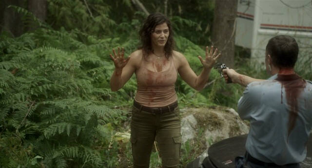 Elysia Rotaru sexy – Killbird (2019)