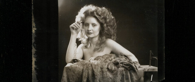 Shere Hite nude – The Disappearance of Shere Hite (2023)