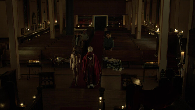 Frances Conroy nude - The Mist s01e07 (2017)