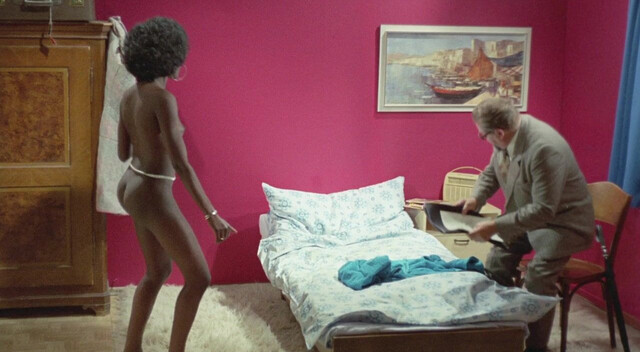 Yuma Streiff nude - Die Bett-Hostessen (1973)