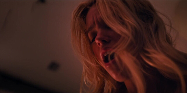 Milly Alcock sexy, Meghann Fahy sexy, Julianne Moore sexy - Sirens s01 (2025)