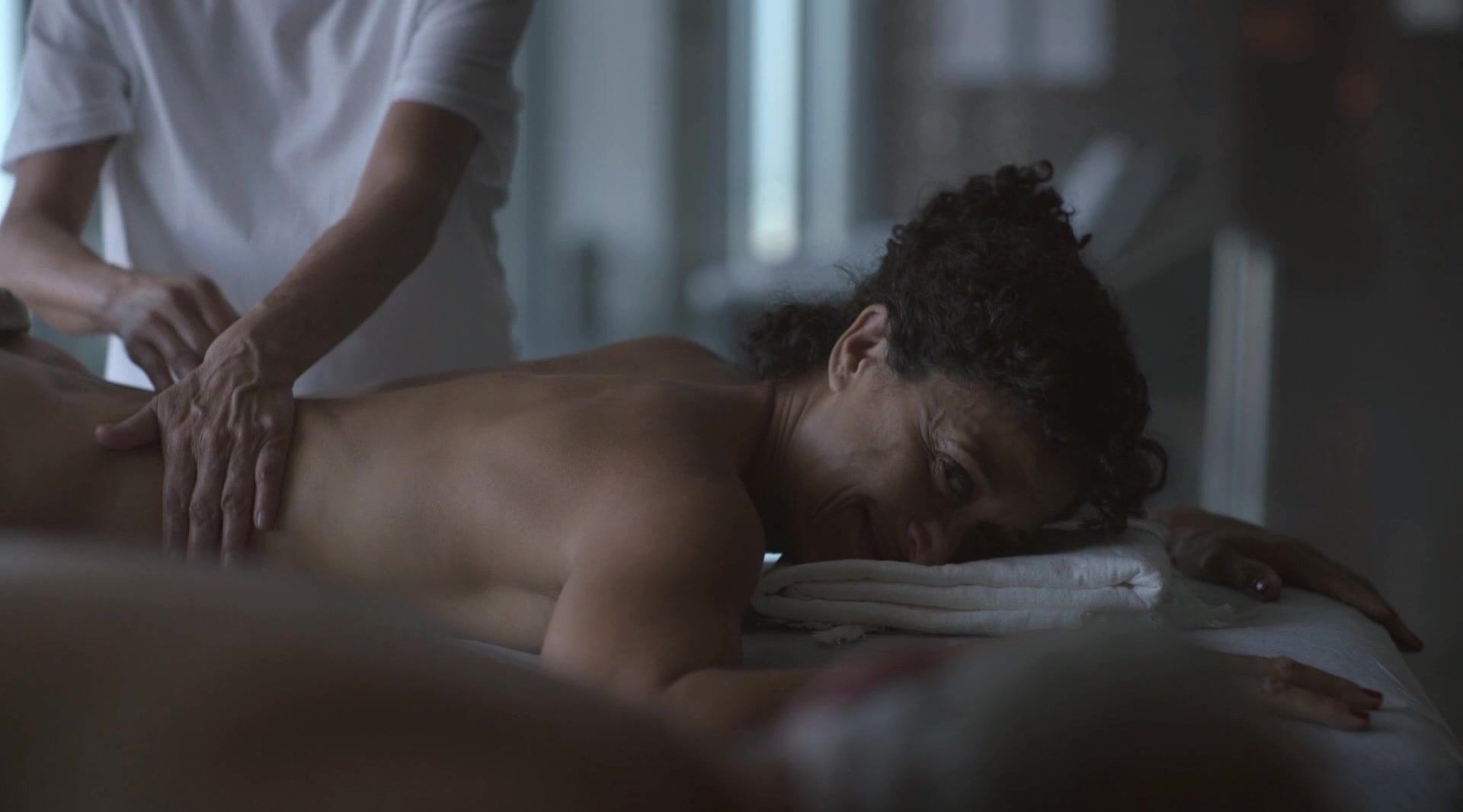 Vicenta N'Dongo sexy - When You Least Expect It (Días mejores) s01e1, e07 (2022)