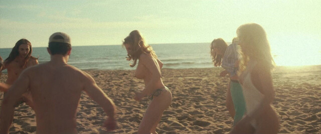 Lidija Kordić nude, Denise Capezza nude, Tesa Litvan nude, Beatrice Puccilli nude - Diva Futura (2024)