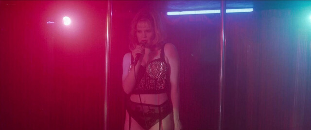 Lidija Kordić nude, Denise Capezza nude, Tesa Litvan nude, Beatrice Puccilli nude - Diva Futura (2024)