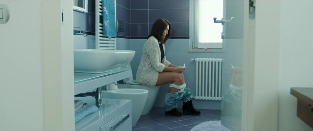 Giulia Mesisca nude - Hidden (2023)