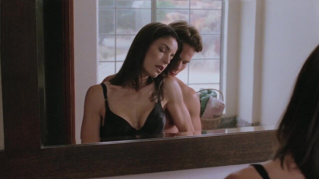 Starr Andreeff sexy - Amityville Dollhouse (1996)