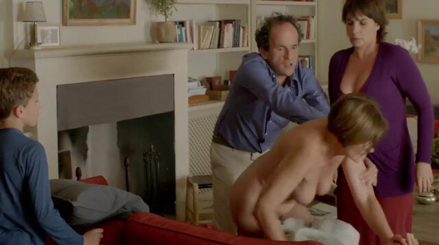 Macha Meril nude - A Dix Minutes des Naturistes (2012)