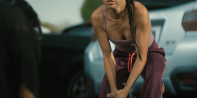 Zoë Boe sexy – Critical Incident s01e02e06 (2024)